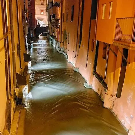 Vie D'acqua Little Venice Center Bo Boloňa